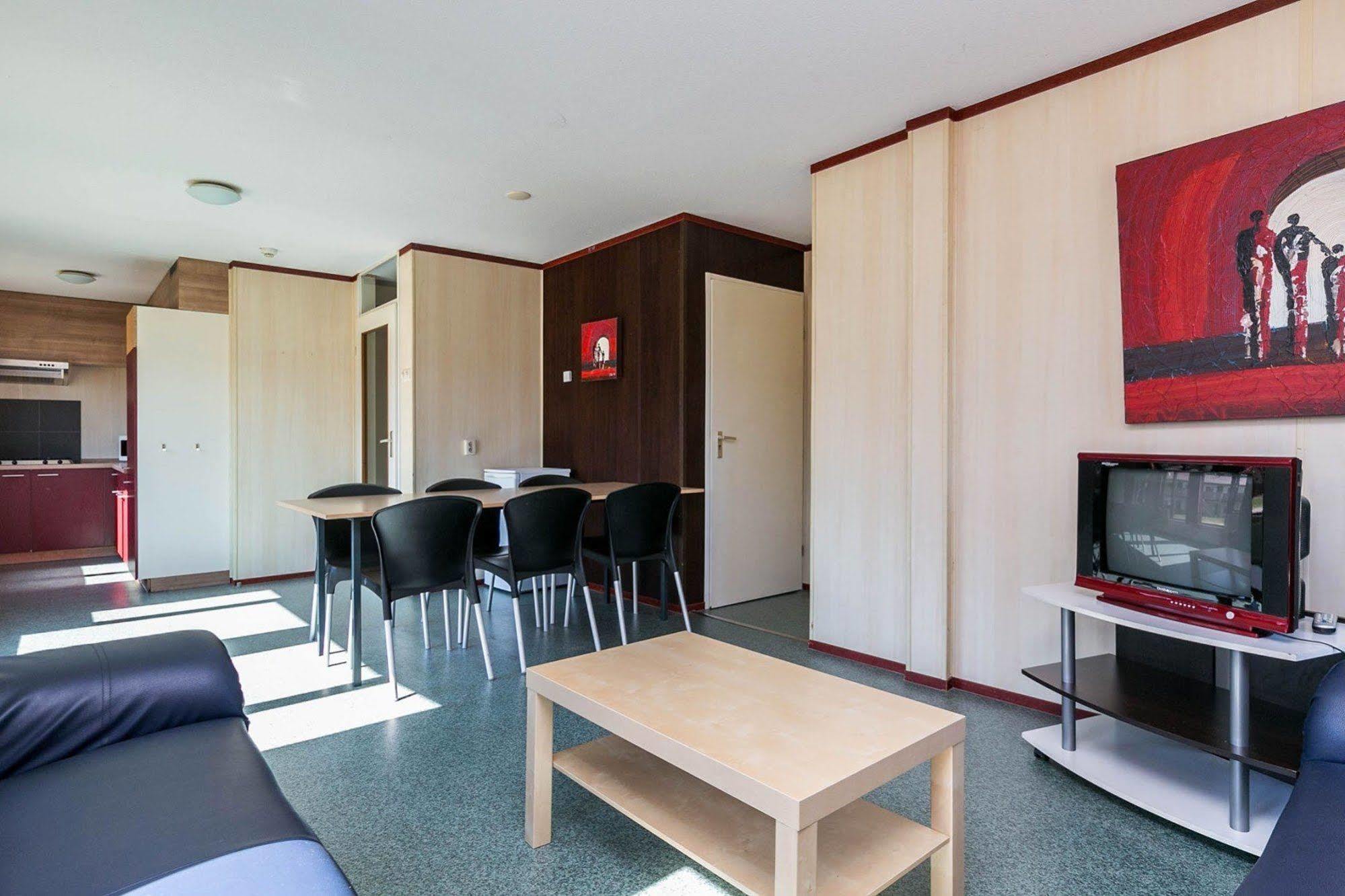 Hotel Oostappen Vakantiepark Hengelhoef Nv à Aan de Wolfsberg Extérieur photo
