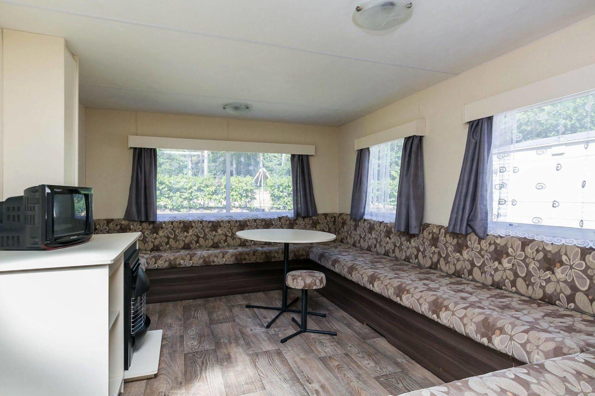 Hotel Oostappen Vakantiepark Hengelhoef Nv à Aan de Wolfsberg Extérieur photo