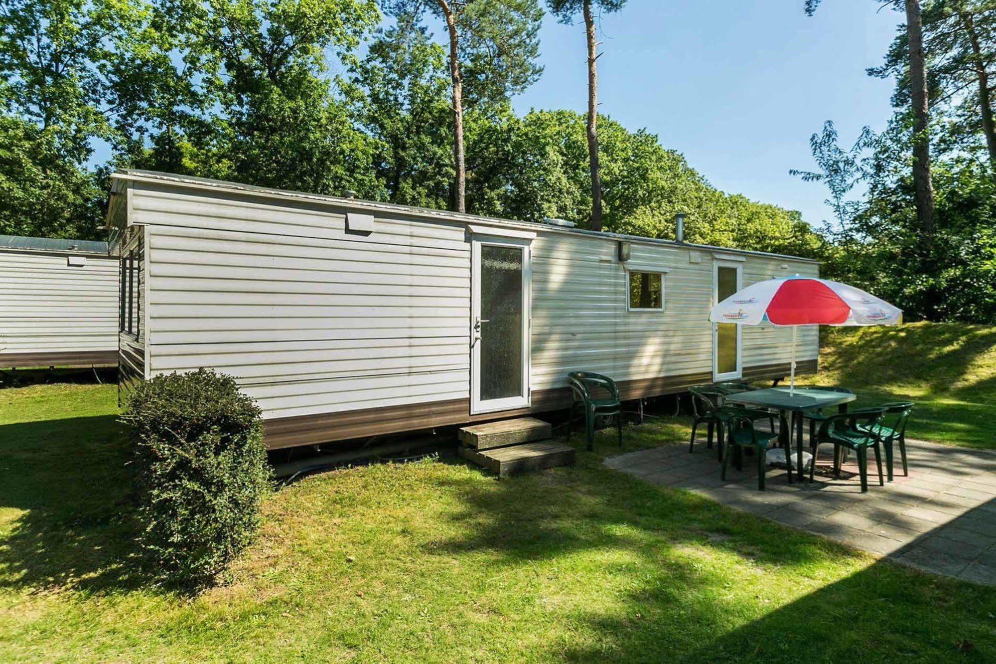 Hotel Oostappen Vakantiepark Hengelhoef Nv à Aan de Wolfsberg Extérieur photo